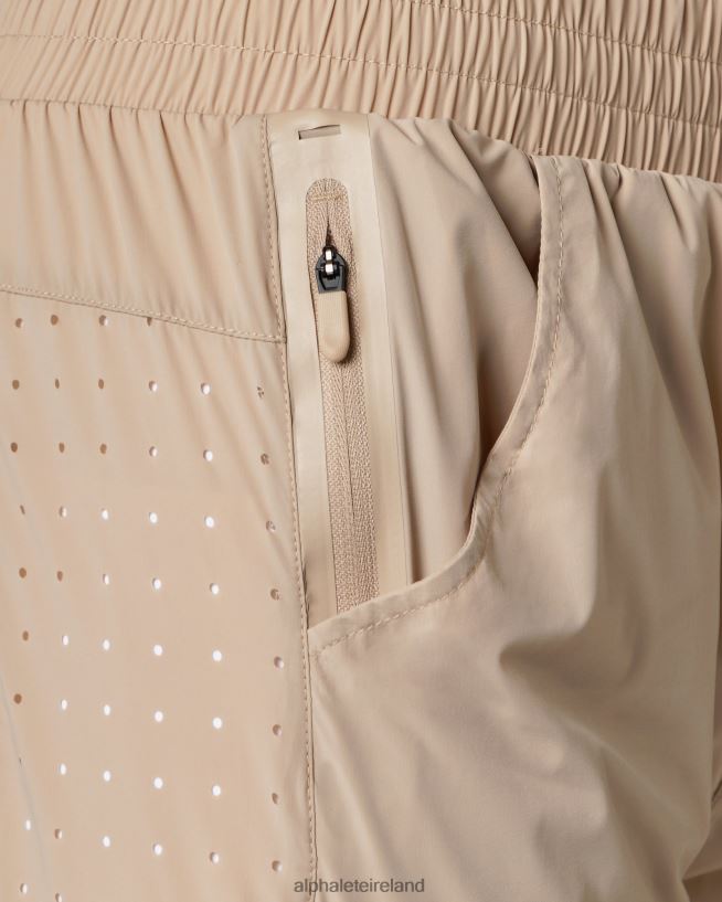 Clothing IE Alphalete Men Infinity Speed Short 5.5" Linen Brown 2L4400686 - Image 6