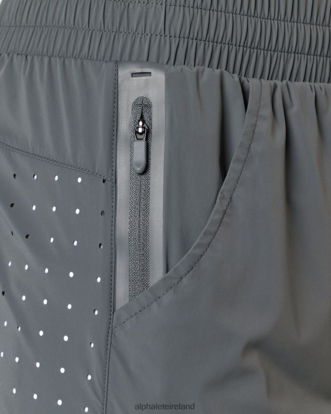 Clothing IE Alphalete Men Infinity Speed Short 5.5" Smoke Grey 2L4400690 - Image 6