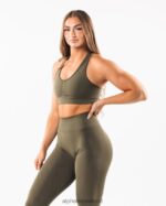 Clothing IE Alphalete Women Amplify Bra Oak Green 2L4400107 - Image 3