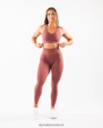 Clothing IE Alphalete Women Amplify Bra Rose Red 2L440097 - Image 4