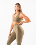 Clothing IE Alphalete Women Amplify Bra Willow Green 2L4400105 - Image 3