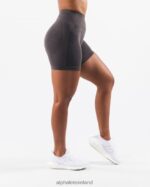 Clothing IE Alphalete Women Amplify Contour Short 5" Pewter Grey 2L4400316 - Image 5