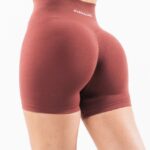 Clothing IE Alphalete Women Amplify Short 4.5" Autumn Red 2L4400336