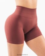 Clothing IE Alphalete Women Amplify Short 4.5" Autumn Red 2L4400336 - Image 5