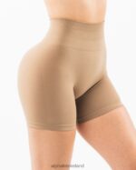 Clothing IE Alphalete Women Amplify Short 4.5" Chai Brown 2L4400338 - Image 5