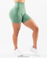 Clothing IE Alphalete Women Amplify Short 6.5" Jade Green 2L4400359 - Image 5