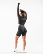Clothing IE Alphalete Women Amplify Short 6.5" Shadow Grey 2L4400358 - Image 2