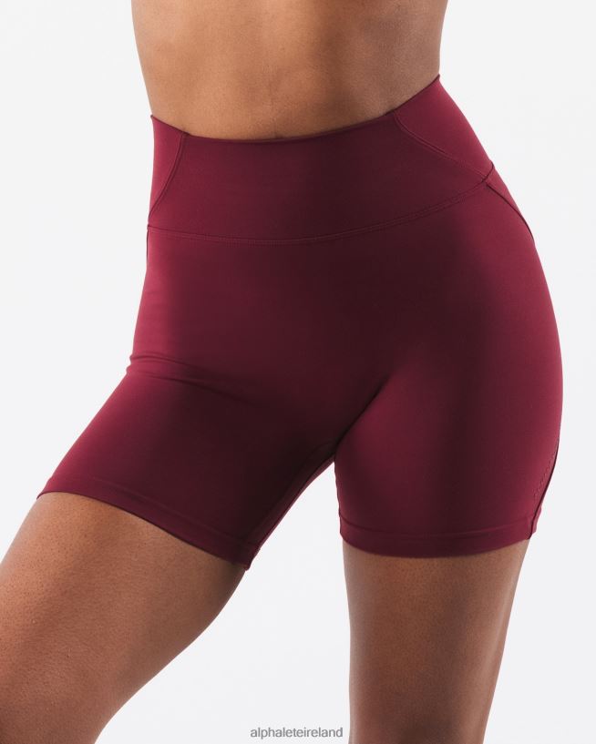 Clothing IE Alphalete Women Aura Short 5" Cran Red 2L4400298 - Image 1
