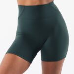 Clothing IE Alphalete Women Aura Short 5" Cypress Green 2L4400299