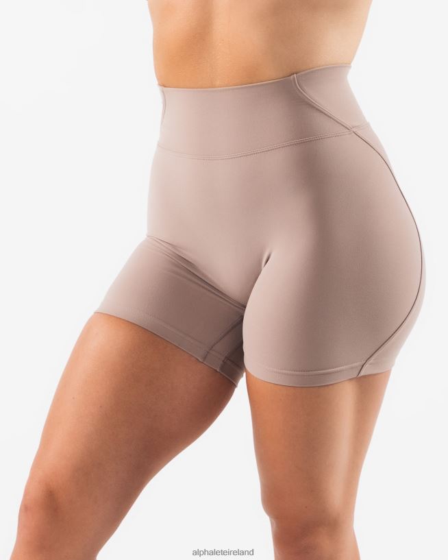 Clothing IE Alphalete Women Aura Short 5" Sand Brown 2L4400308 - Image 1