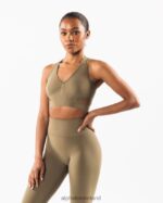 Clothing IE Alphalete Women Stratus Bra Willow Green 2L4400104 - Image 3