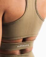Clothing IE Alphalete Women Stratus Bra Willow Green 2L4400104 - Image 4
