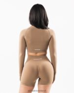 Clothing IE Alphalete Women Stratus LS Crop Chai Brown 2L4400255 - Image 4