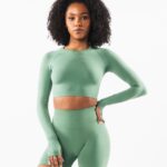 Clothing IE Alphalete Women Stratus LS Crop Jade Green 2L4400248