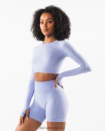 Clothing IE Alphalete Women Stratus LS Crop Mystic Blue 2L4400250 - Image 3