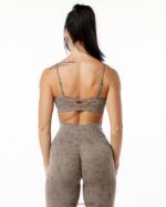 Clothing IE Alphalete Women Surface Limitless Bra Pebble Print Mocha Brown 2L4400149 - Image 2