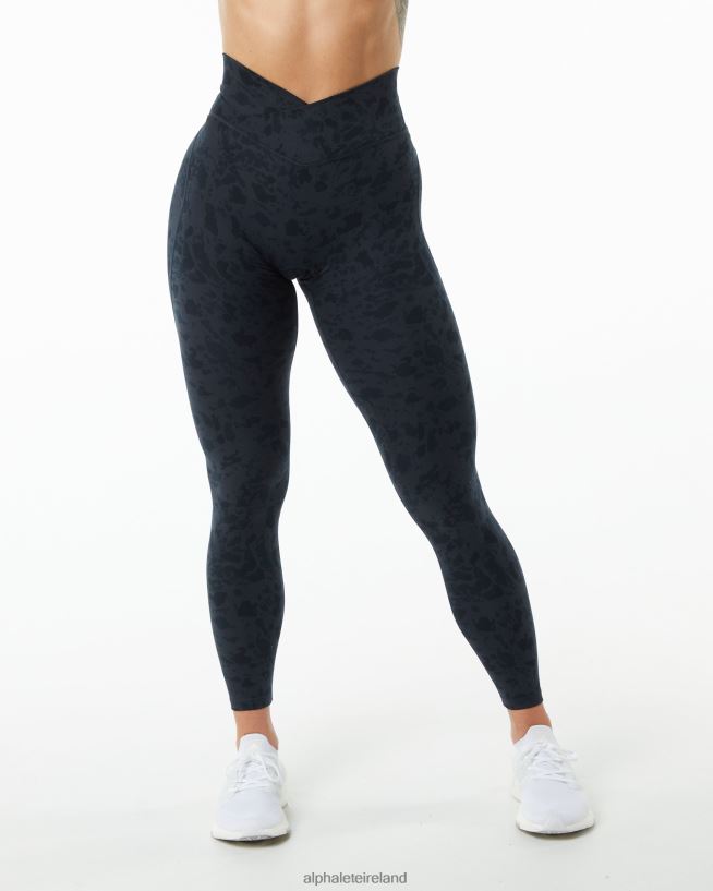 clothing_ie_alphalete_women_surface_power_legging_pebble_print_black_2l4400445.jpg Clothing IE Alphalete Women Surface Power Legging Pebble Print Black 2L4400445 - Image 1