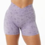 Clothing IE Alphalete Women Surface Power Short 5" Pebble Print Misty Lilac Purple 2L4400366