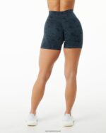 Clothing IE Alphalete Women Surface Power Short 5" Pebble Print Whale Blue 2L4400367 - Image 3